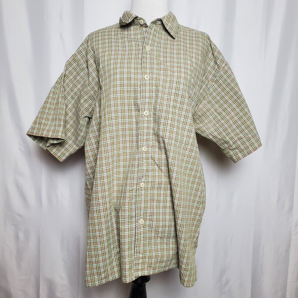 Patagonia Men's Green Button Down Shirt SZ Medium